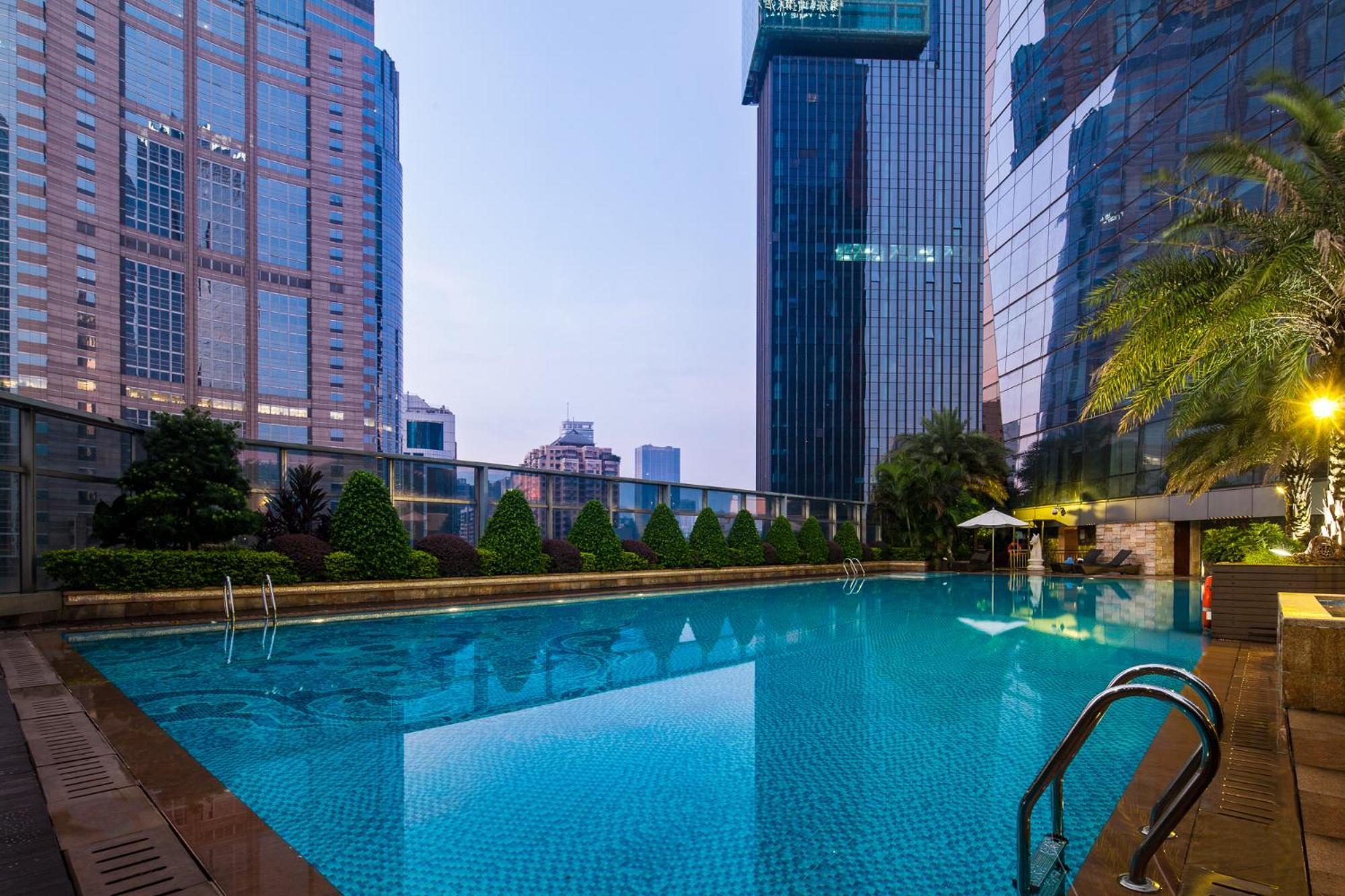 Doubletree By Hilton Guangzhou-Free Shuttle Bus To Canton Fair Complex & Overseas Buyer Registration Services During Canton Fair Period מראה חיצוני תמונה