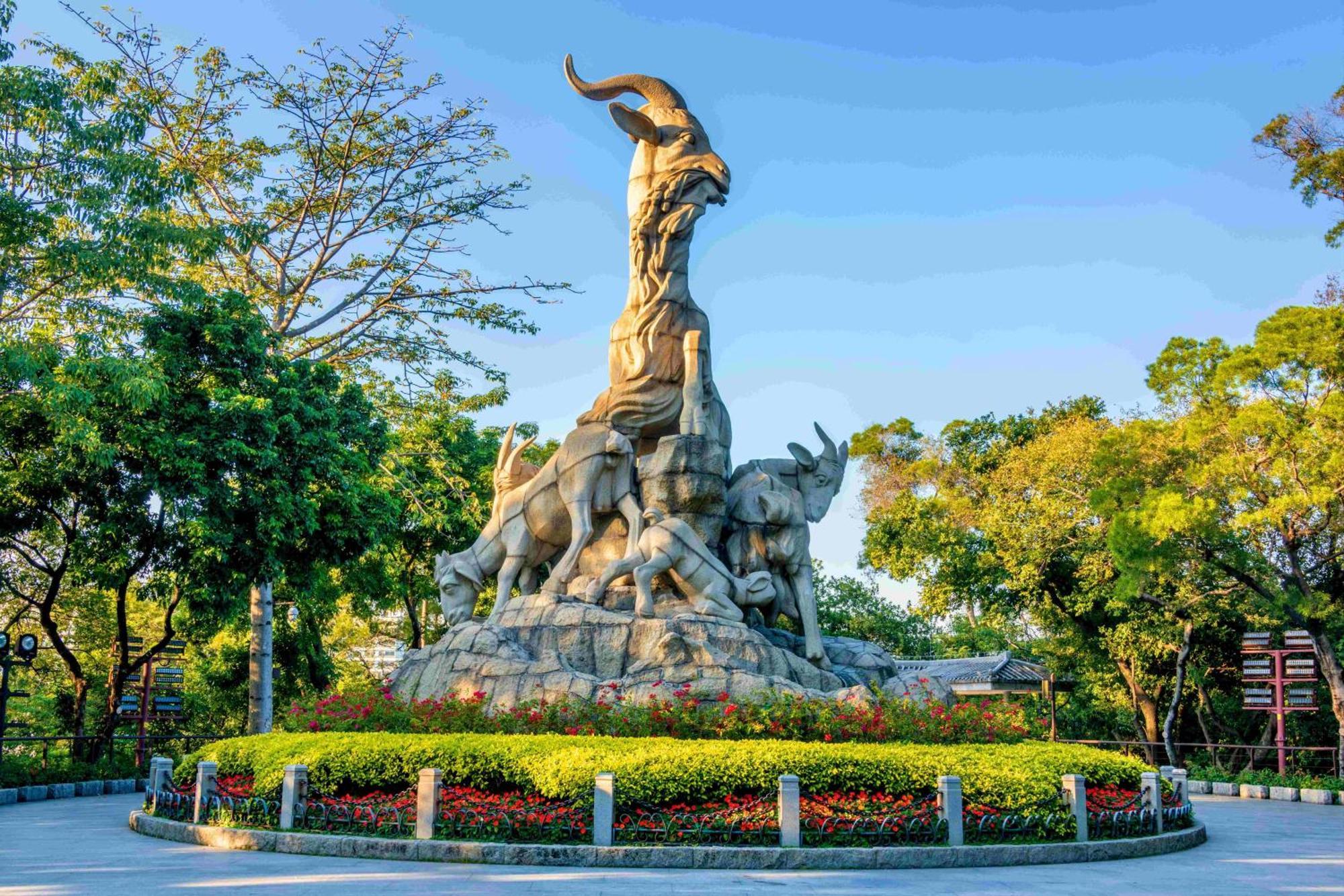 Doubletree By Hilton Guangzhou-Free Shuttle Bus To Canton Fair Complex & Overseas Buyer Registration Services During Canton Fair Period מראה חיצוני תמונה