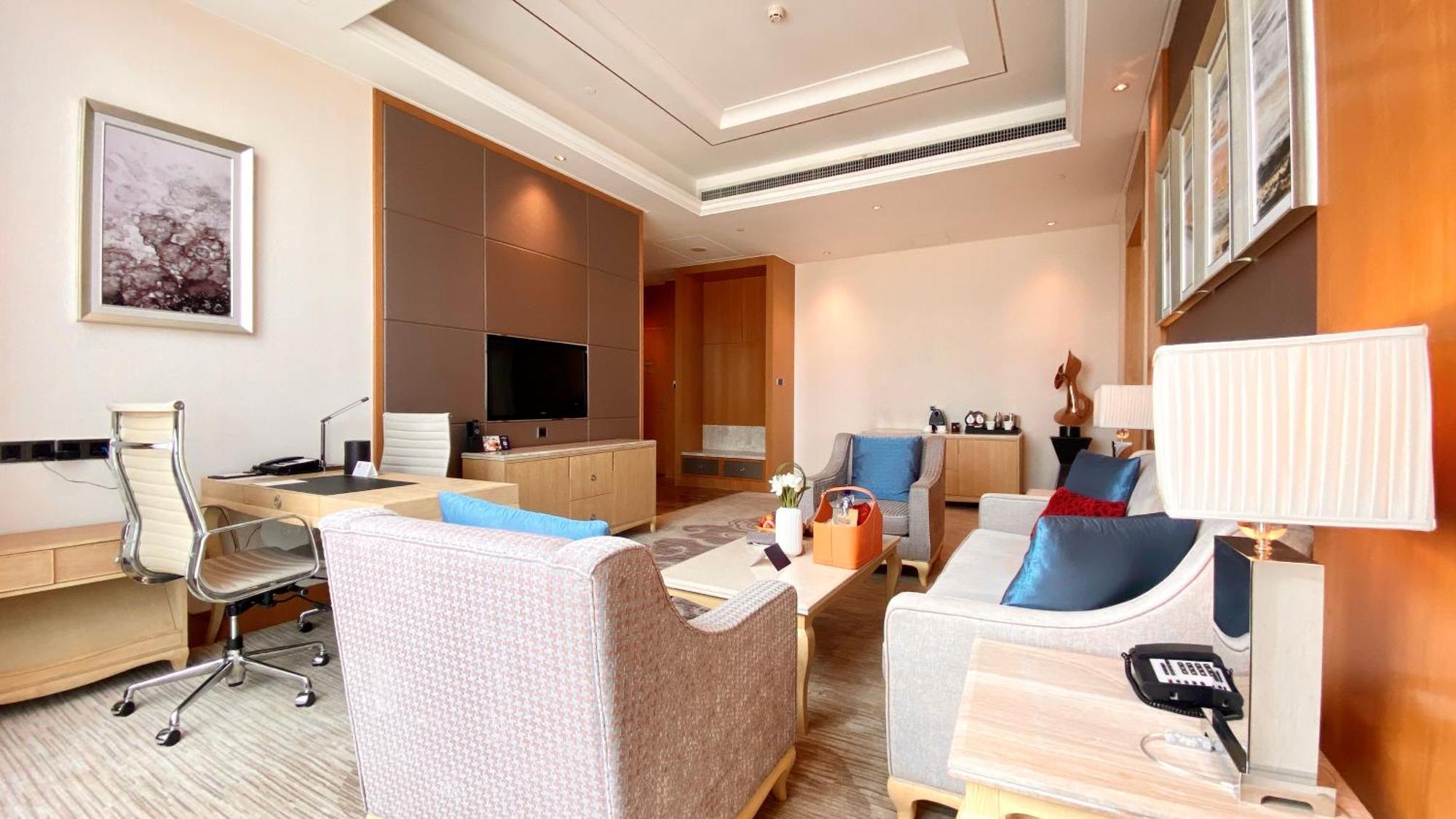Doubletree By Hilton Guangzhou-Free Shuttle Bus To Canton Fair Complex & Overseas Buyer Registration Services During Canton Fair Period מראה חיצוני תמונה